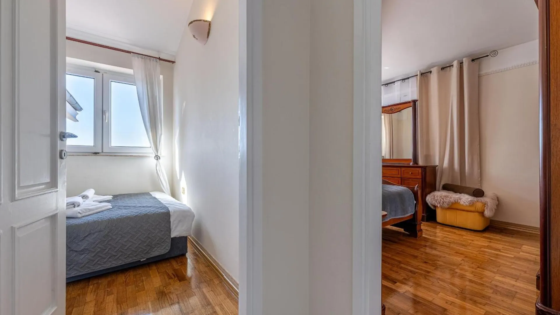 Apartments Donatella Pjescana Uvala Croatia